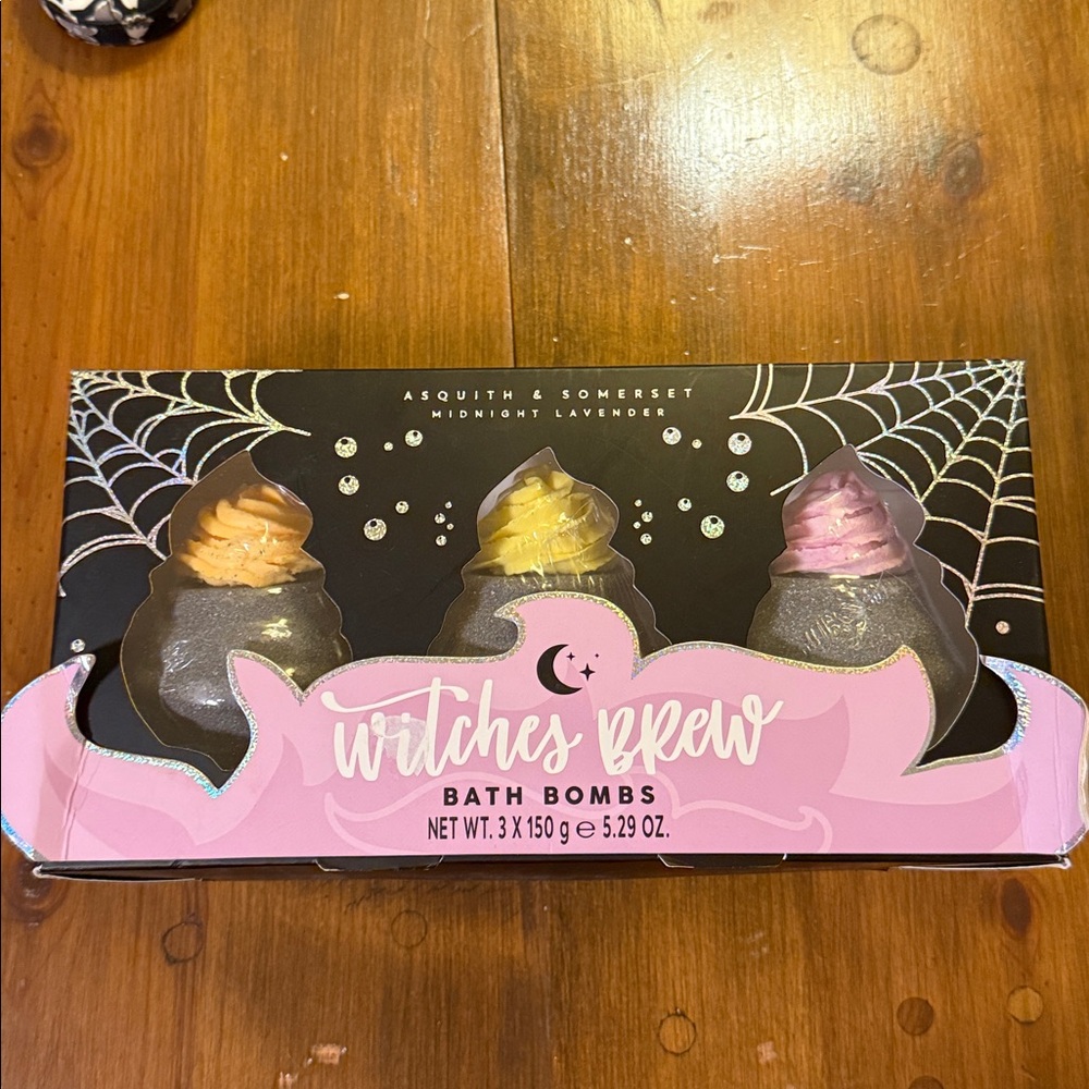 Asquith & Somerset Witches Brew Bath Bombs - Midnight Lavender